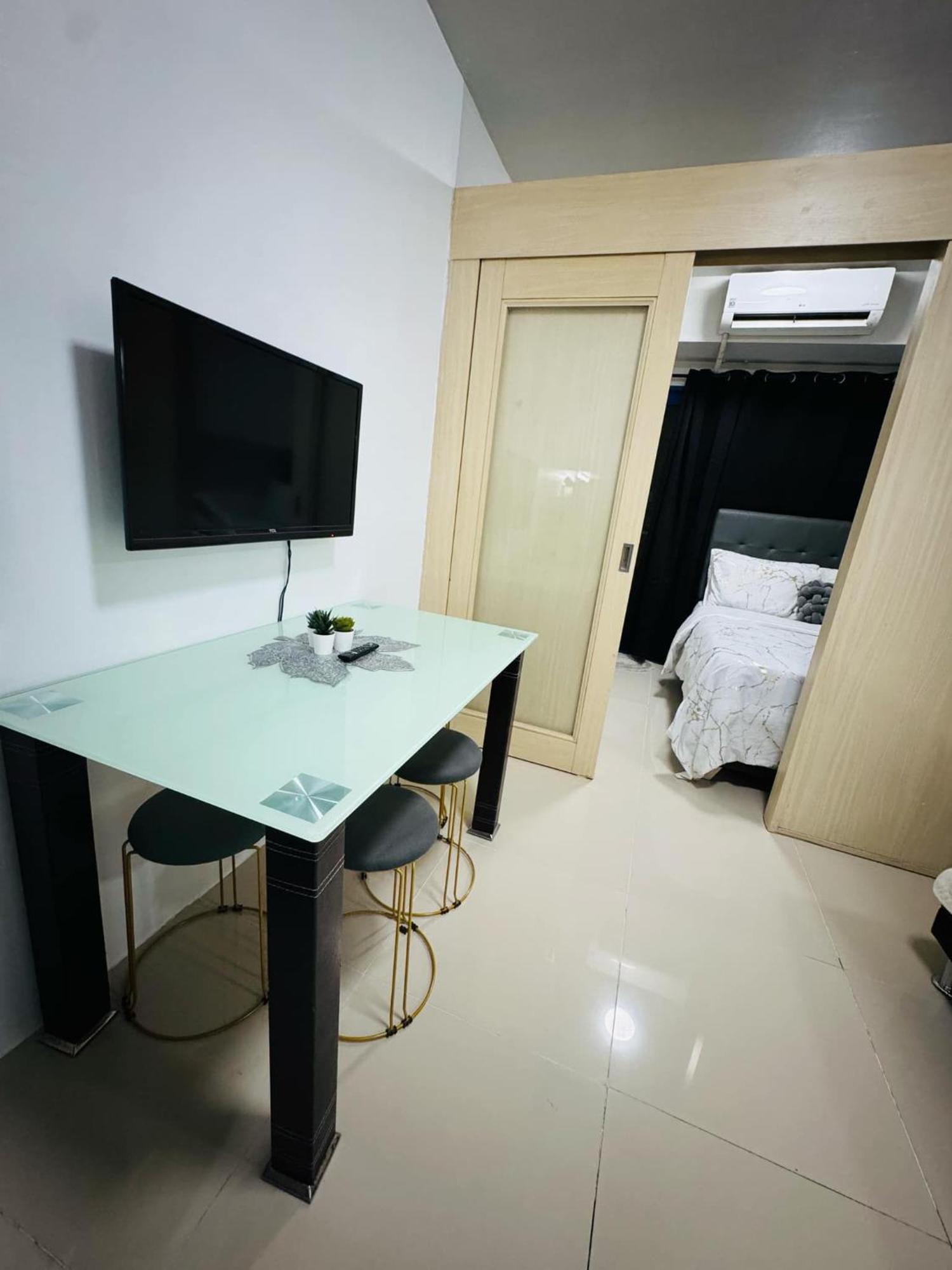 Moa Pasay Sea Residences Condotel Exterior foto